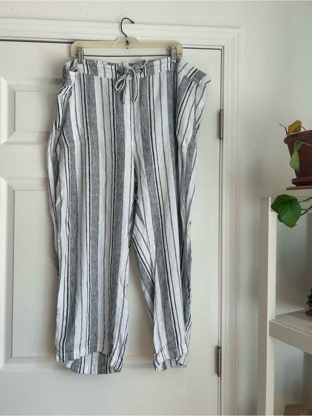 Per se white and blue striped linen pants size 2x